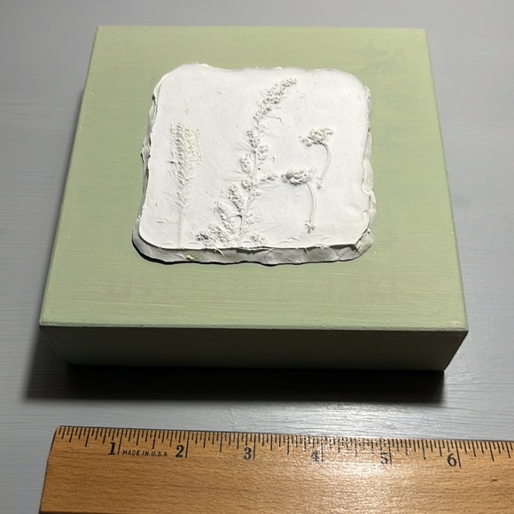 Handcrafted Plaster Relief Nature Casting - Picture 8 of 10
